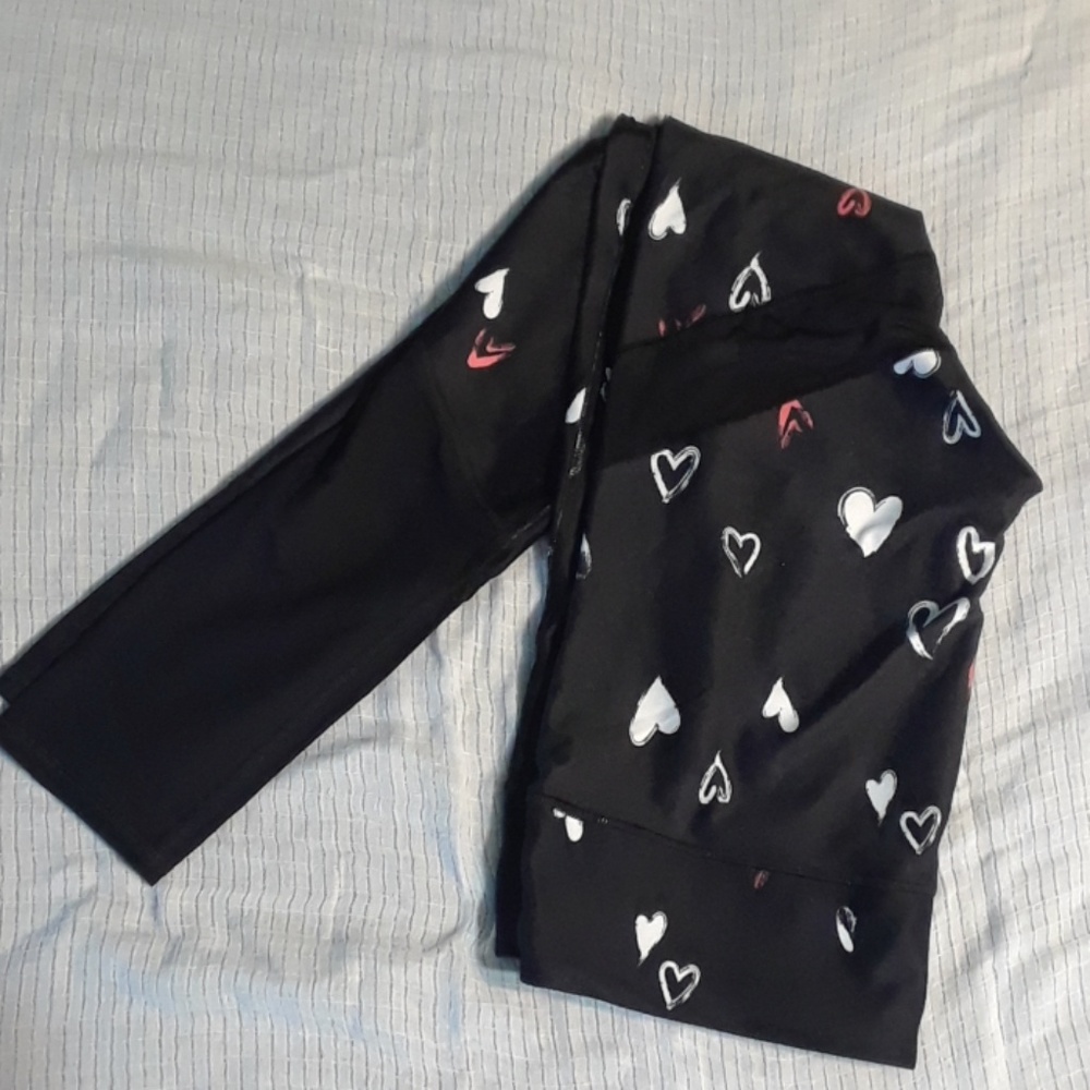 Demi Lovato Fabletics leggings